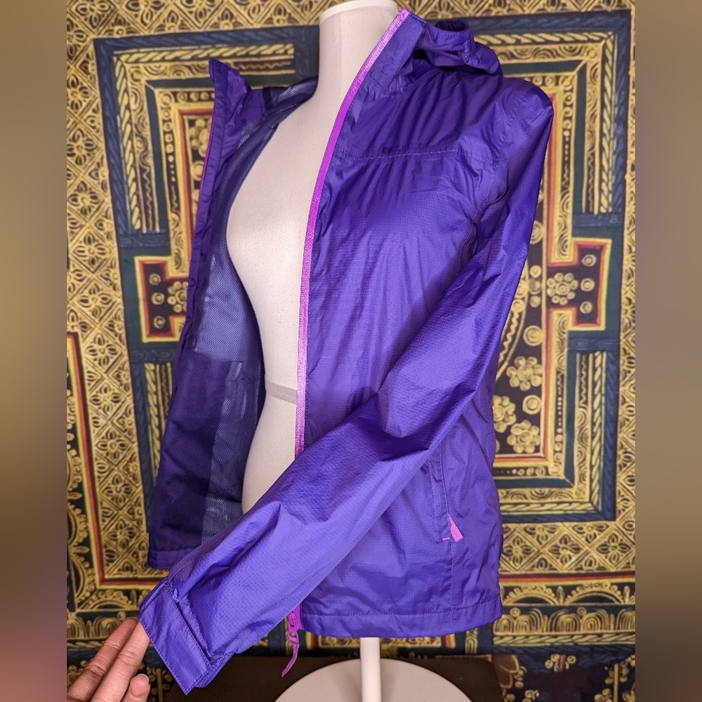 Mountain Warehouse Torrent Kids Lightweight Waterproof Jacket Size 13 - Picture 2 of 10
